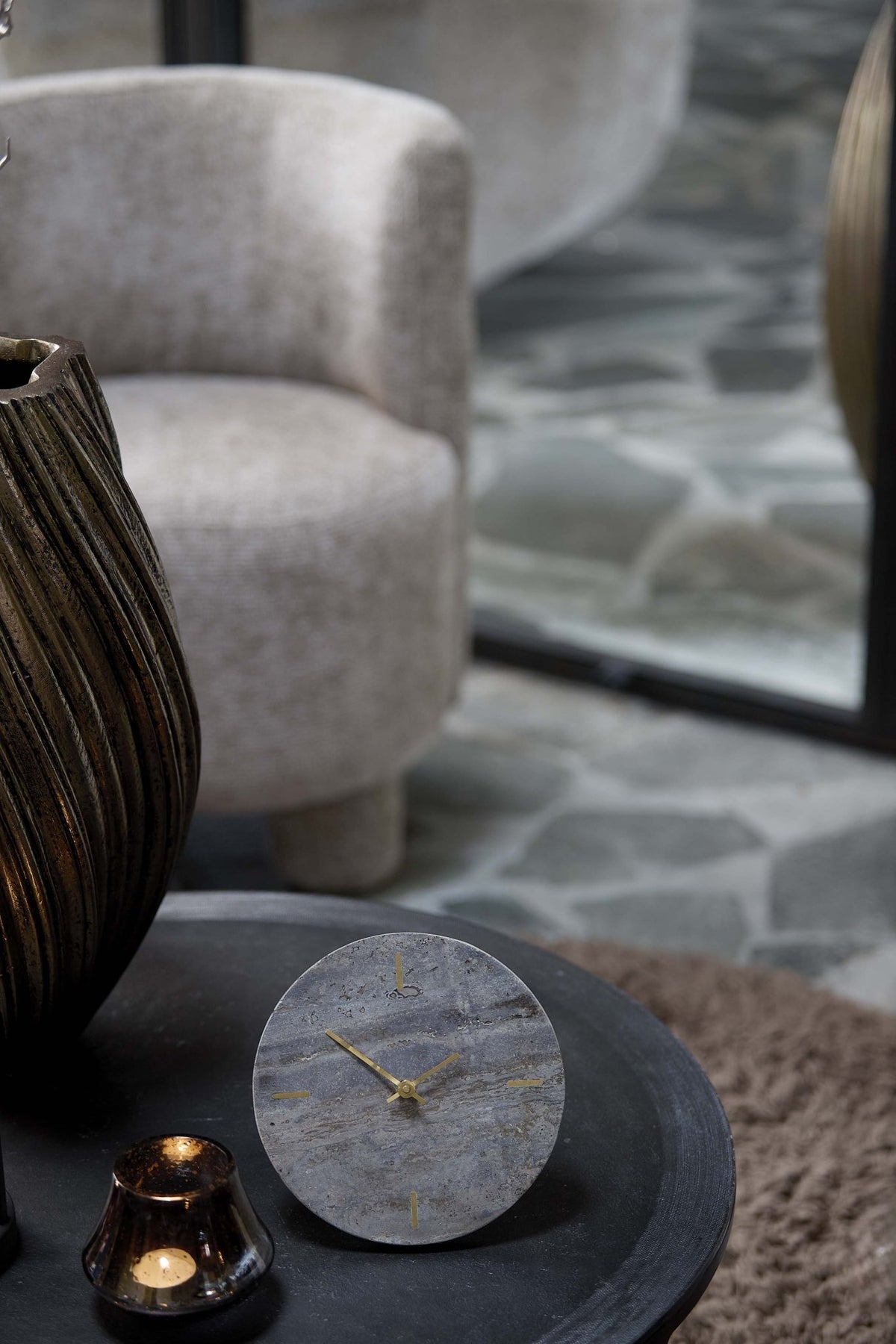 Kamenné stolní hodiny MORENO TRAVERTINE 15 cm - CO.DE Concept