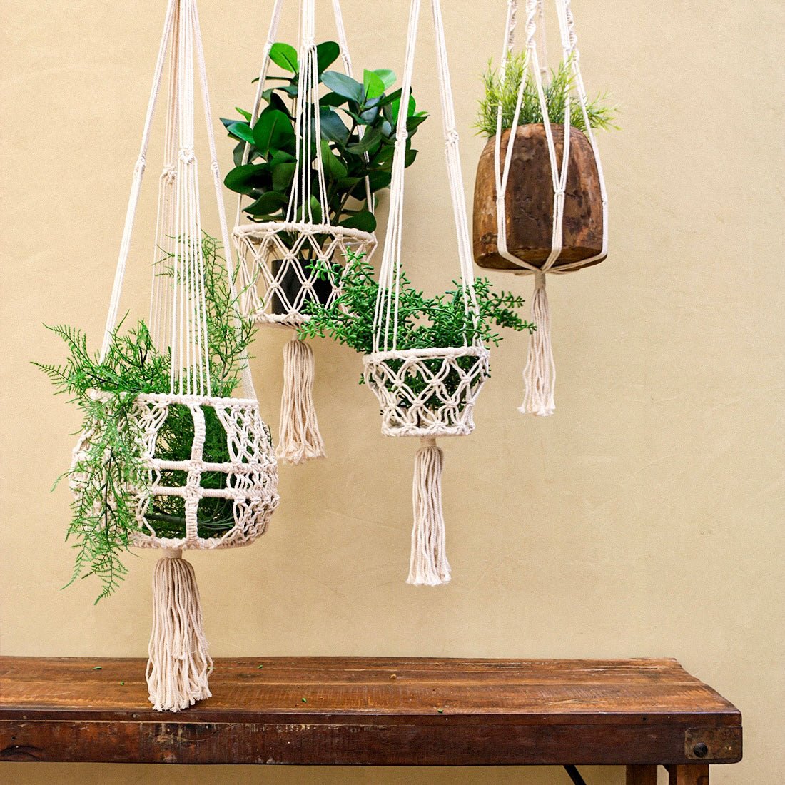 Závěsný držák na květináč MACRAMÉ CREAM - CO.DE Concept