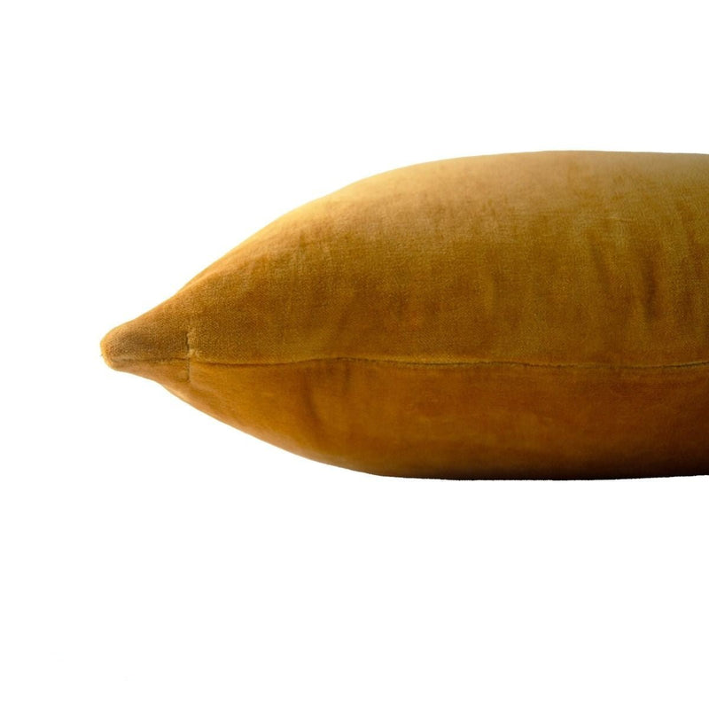 Sametový polštář SHELLIA MUSTARD - CO.DE Concept
