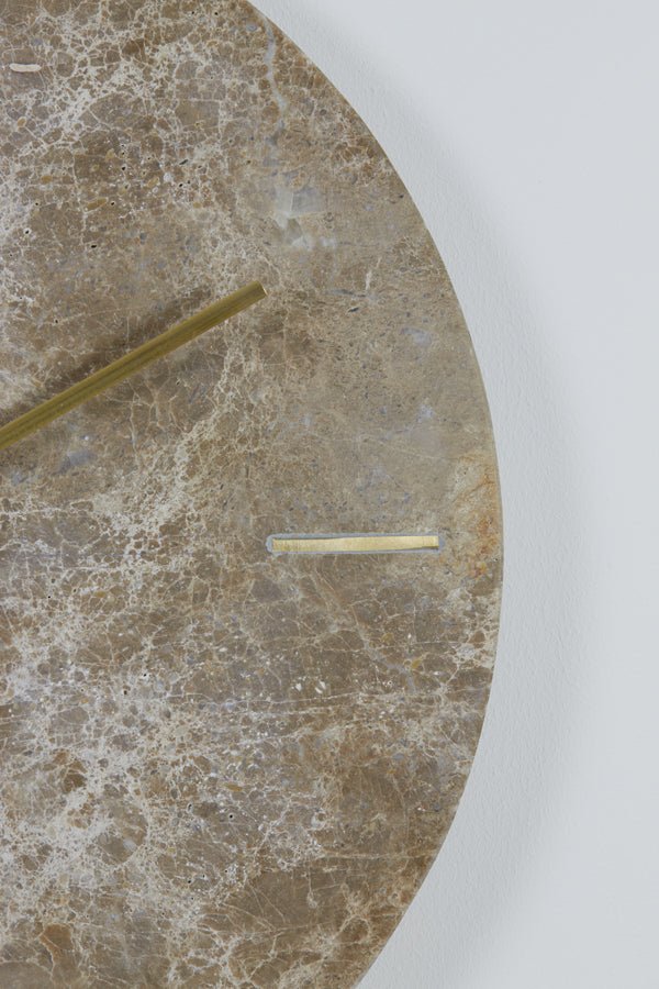 Nástěnné mramorové hodiny MORENO BROWN - CO.DE Concept