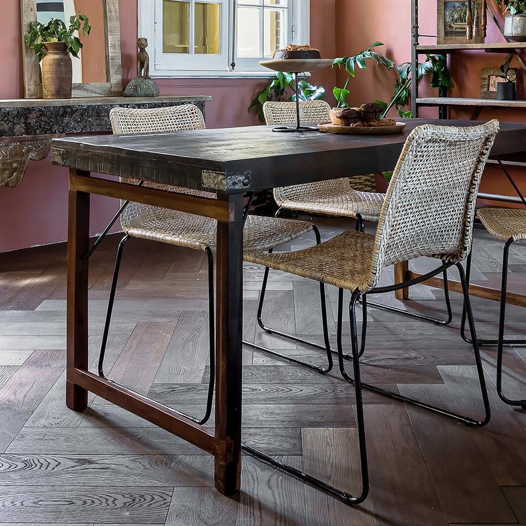 Rustikální jídelní stůl RAW BLACK 165cm | Jídelní stoly