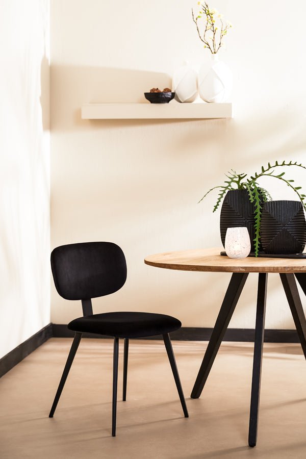 Sametová jídelní židle AALIYAH BLACK - CO.DE Concept